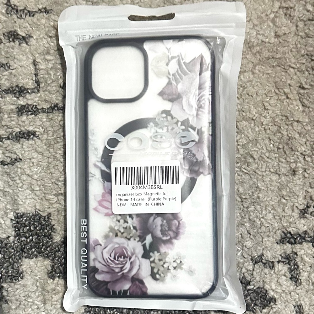 iPhone 15 MagSafe Phone Case Purple Black
